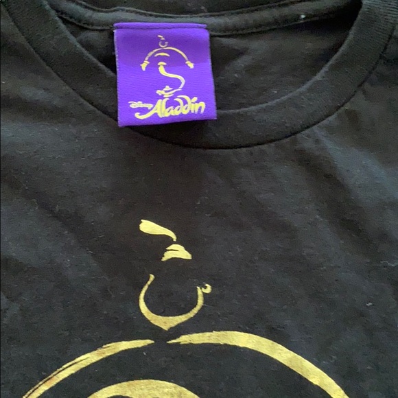 Disney Aladdin the Musical Black t shirt w Gold - Picture 2 of 4